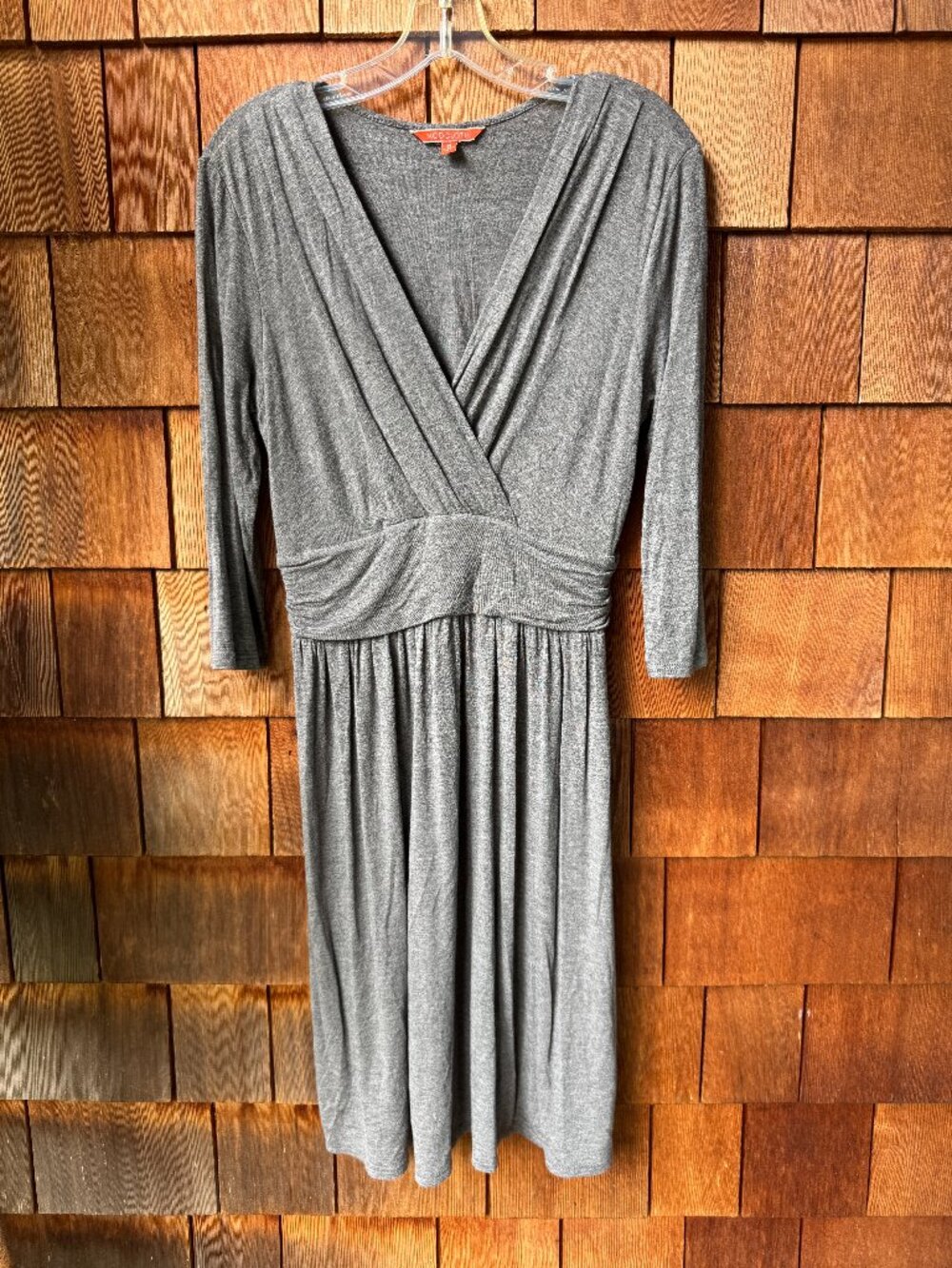 Modcloth Gray Stretch Knit V-Neck Three Quarter Sleeve Dress in Women's Medium